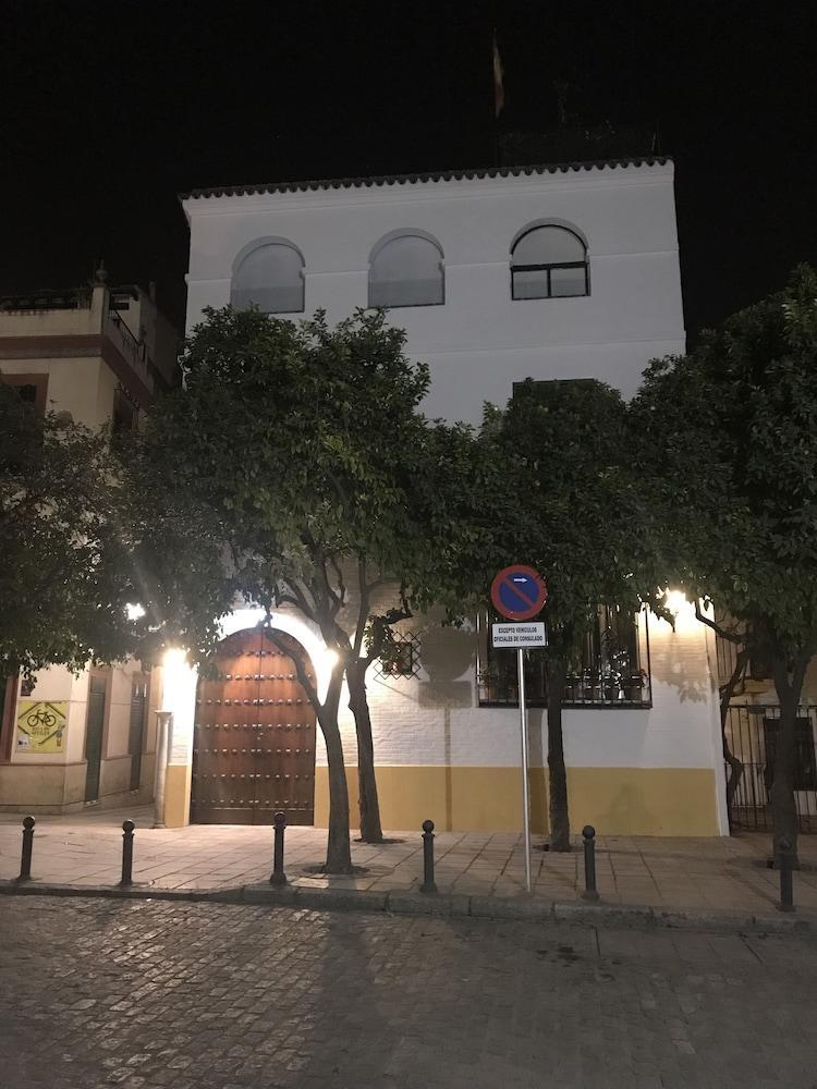 Rey Don Pedro Luxury Home إشبيلية المظهر الخارجي الصورة